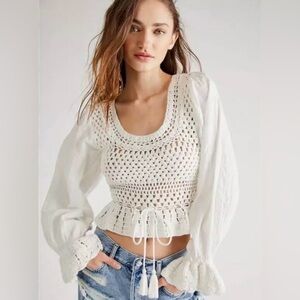 FREE PEOPLE Megan‎ Crochet Cropped Top Knit Cream Open Back Long Sleeve Medium